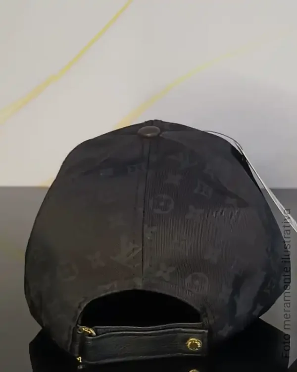 Boné Louis Vuitton - Imagem 3
